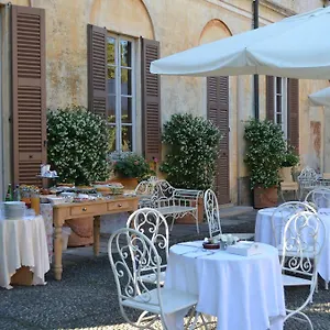 Landhaus Valentina, Tradate